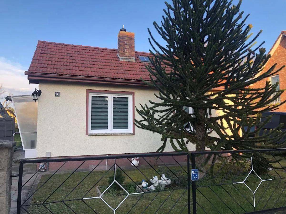 Holiday home Gaestehaus Mit Garten Blankenfelde-Mahlow